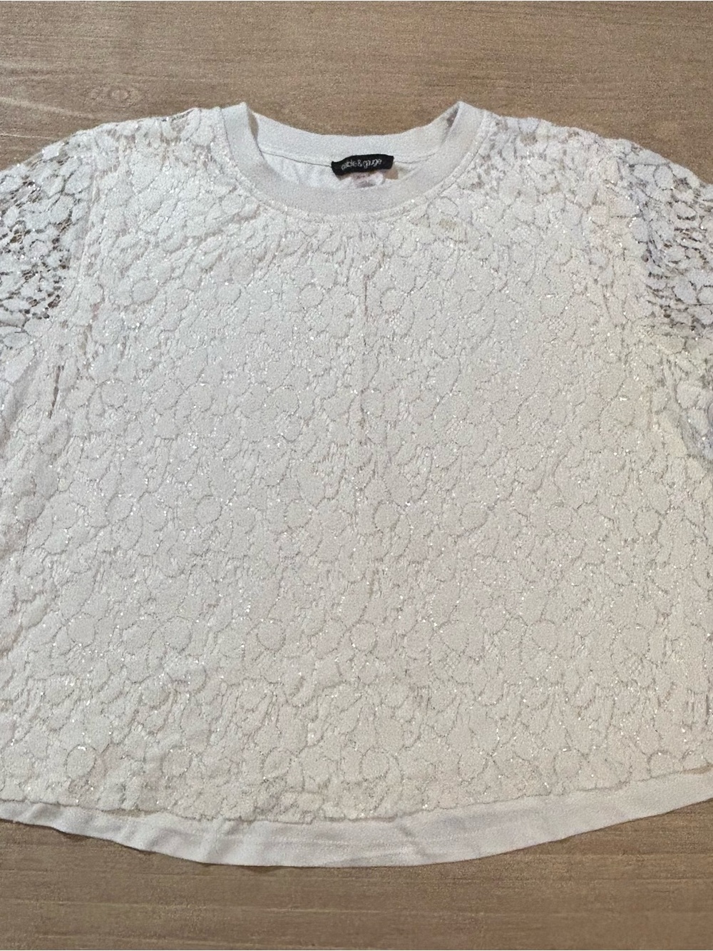 Cable & Gauge White Lace Overlay Top with Subtle Sparkle Medium